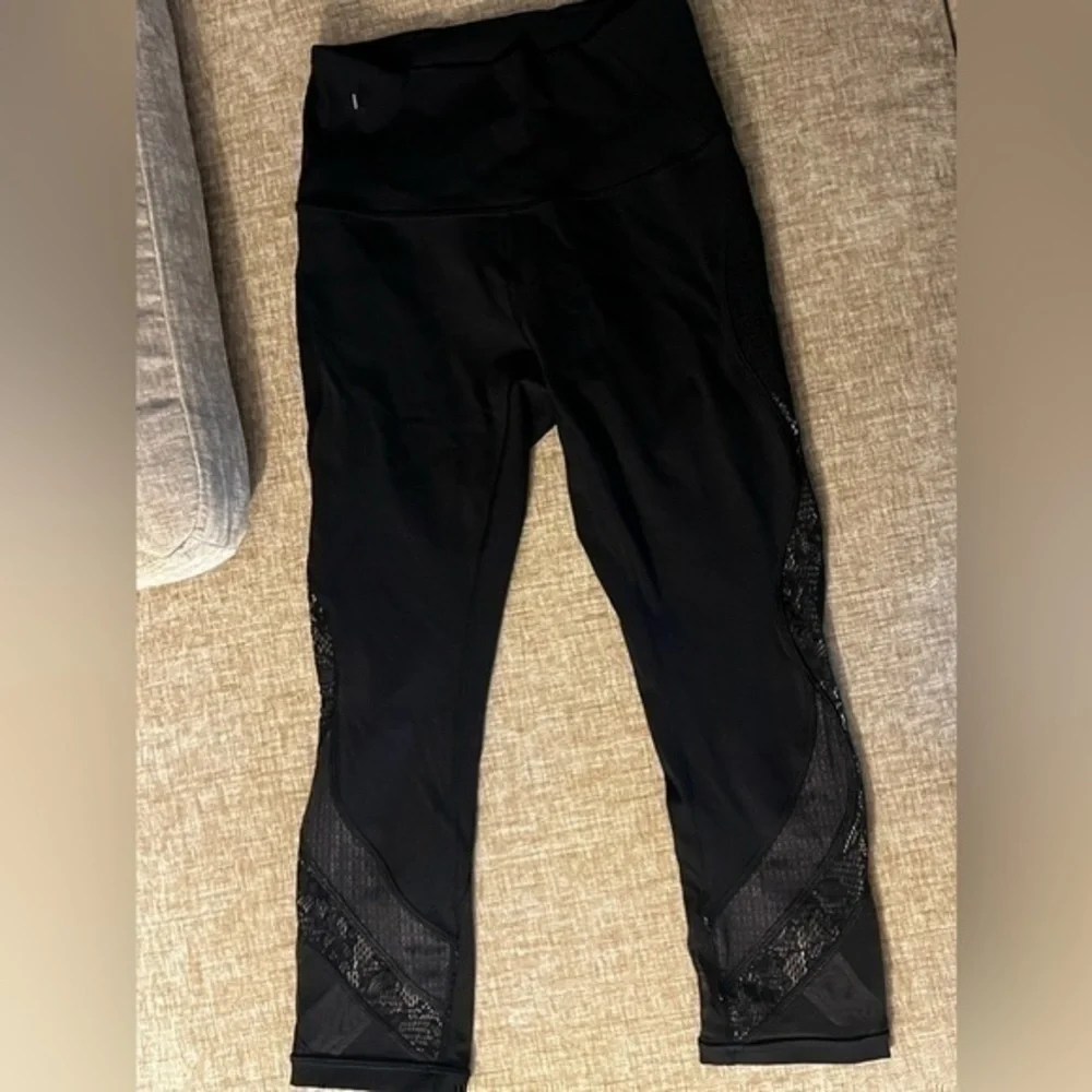 Lululemon Lace leg Leggings